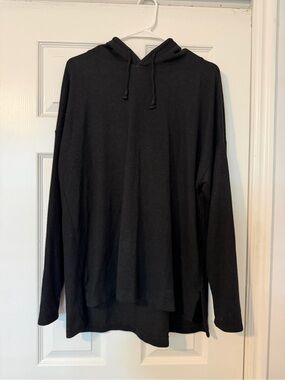 Men's Black Hooded Pullover Sweatshirt